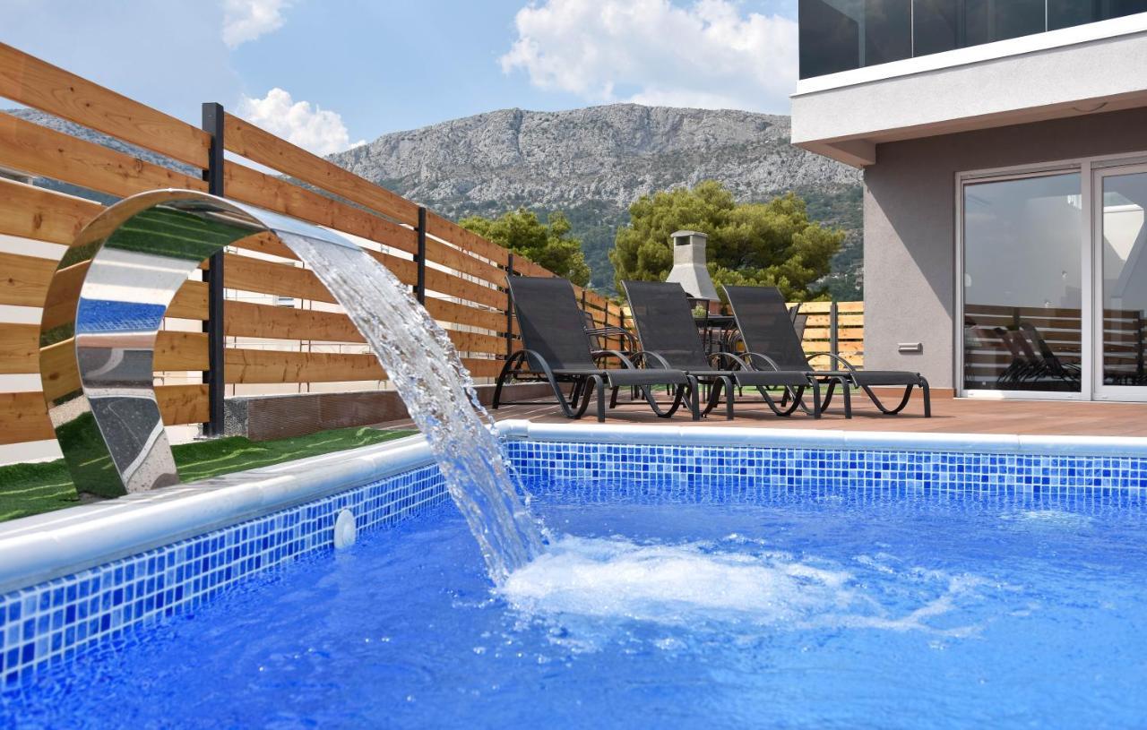 Villas Alfa & Omega Klis Luaran gambar