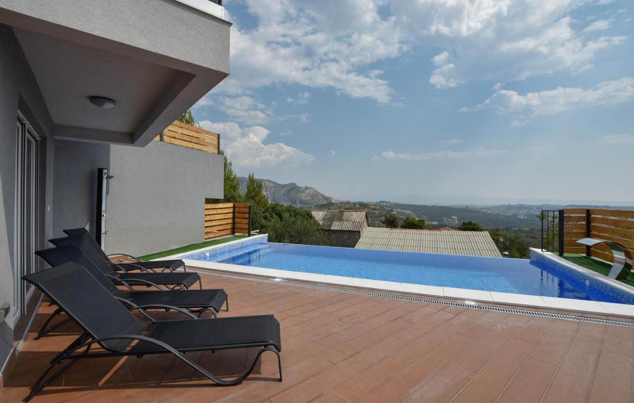Villas Alfa & Omega Klis Luaran gambar